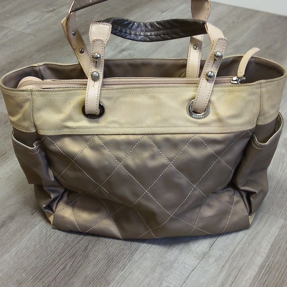 CHANEL Paris Biarritz Golden Tote Bag - Picture 5 of 15